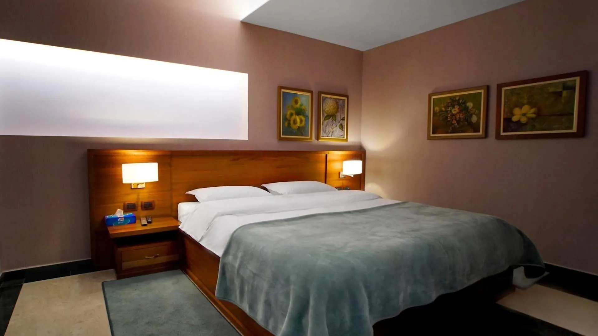 Nov Hotel Tirana