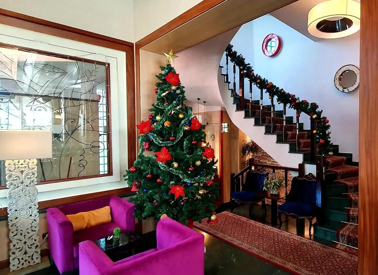 Nov Hotel Tirana