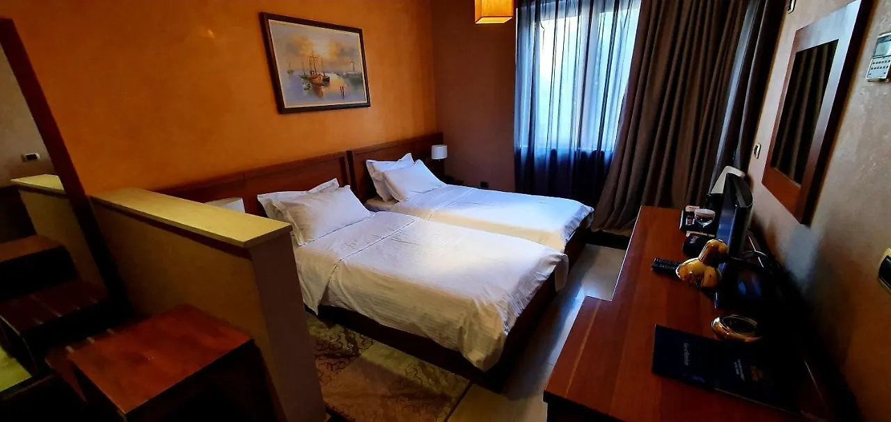 Nov Hotel Tirana