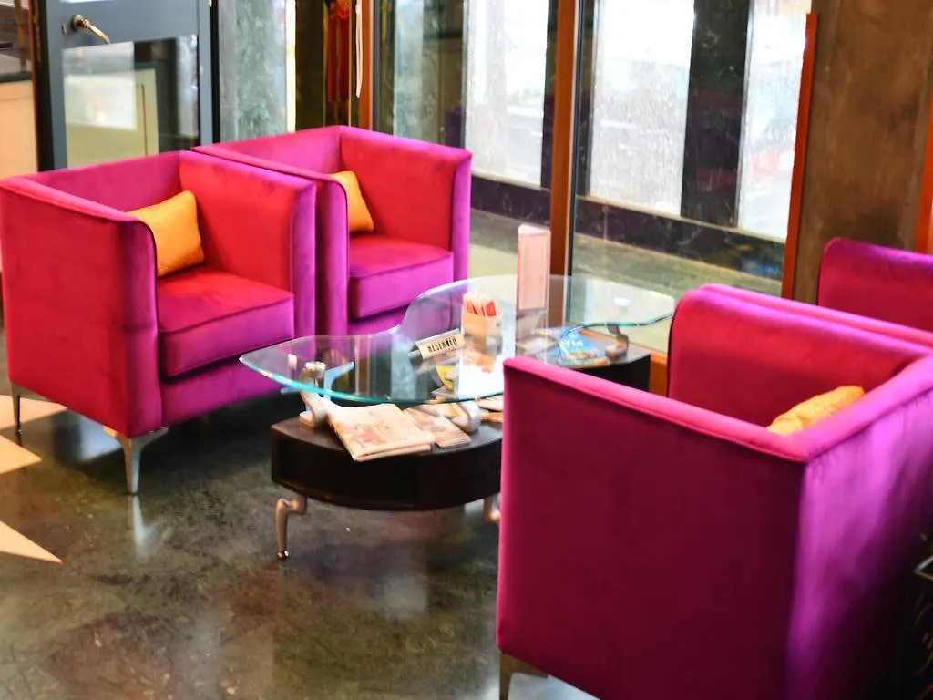 Nov Hotel Tirana